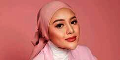 Heboh Harga Sepatu Aurel Hermansyah Seharga Motor