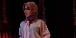 Pakai Blus Ratusan Ribu, Tampilan Syahrini Tetap Mewah