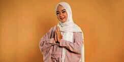 Bikin Penampilan Memesona, Intip 4 Rahasia Makeup ala Korea Bernuansa Pink Ini