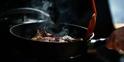 Bahan Pengganti Wine untuk Menu Halal, Masakan Tetap Lezat