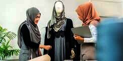 Bagaimana Budaya Muslim Pengaruhi Dunia Fashion Global?