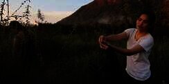 Cantiknya Gadis Suku Dayak Saat Cari Keong di Sawah, Ada Tips Khusus!