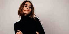 Kenali Model Turtleneck Agar Tampilan Makin 'Wah'