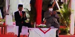 Reaksi Jokowi dan Prabowo Lihat Anggota Komcad Unjuk Kebolehan, Tertegun Sampai Tepuk Tangan