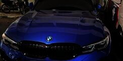 Lagi Penyekatan PPKM, Polisi Diserempet BMW Sampai Terpental