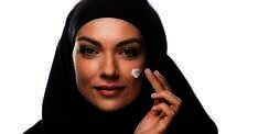Perlukah Menunggu Skincare Terserap Sebelum Memakai Produk Lainnya?