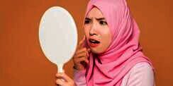 Penyebab Jerawat Makin Jelas Setelah Memakai Concealer