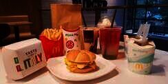 Pilihan Menu Burger dengan Citarasa Italia, Mau Coba?