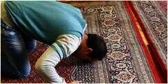 Rutin Tunaikan Sholat dan Doa Sholat Dhuha, Inilah 7 Manfaat yang Bisa Dirasakan