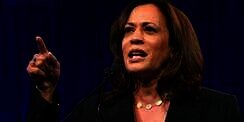 Kamala Harris Ternyata Sempat Jadi Presiden AS Selama 1 Jam