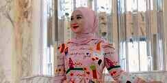 Dian Pelangi 'Kawinkan' Gaun Versace dan Rok Tutu, Keren!