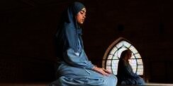 9 Manfaat Tawakal Bagi Umat Islam yang Akan Didapatkan, Tegar dan Siap Hadapi Cobaan