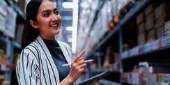 Rekomendasi 13 Aplikasi Inventaris Barang Terbaik