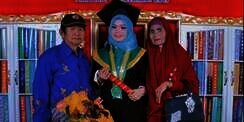 Keren, Bidan Cantik Ini Hapus Rasa Bersalah Orangtua dengan Kebanggaan Bekerja di Luar Negeri
