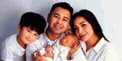 Dijuluki Anak Sultan, Segini Harga Pakaian Rafathar dan Rayyanza