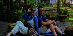 Foto Prewedding, Bagian Perut Venna Melinda Bikin Gagal Fokus