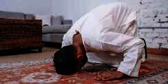 Doa Sujud Syukur Dilengkapi Syarat, Rukun, Tata Cara, dan Manfaat