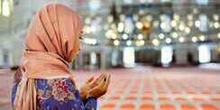 Cara Mencintai Allah dan Rasul-Nya, Dibuktikan dengan Keteguhan Iman & Ikhlas Menjalani Ujian