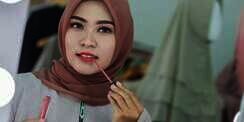 Lipstik Matte Mungil yang Tak Bikin Bibir Kering, Layak Dicoba!