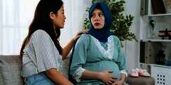 Siapkan Mental Hadapi 'Mom Shaming', Jangan Sampai Stres