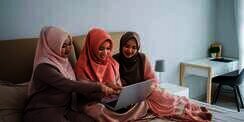 Kisah Hebat 3 Perempuan Pebisnis Indonesia Raih Lazada Forward Women Awards 2022
