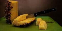 8 Manfaat Air Nanas Panas untuk Detoks Racun dan Meningkatkan Daya Tahan