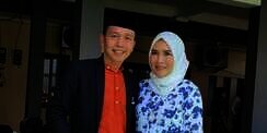 Sadar Diri, Ayah Ayu Ting Ting Pilih Dagang Nasi Daripada Jadi Artis