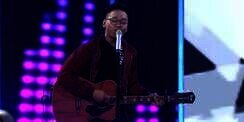 8 Potret Lawas Indra Kenz Saat Audisi The Voice Indonesia, Penampilannya Beda Banget!