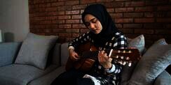 5 Aktivitas Kreatif yang Efektif Turunkan Level Stres