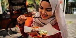 Kurangi Makan Daging Bagus Buat Kesehatan Kulit? Dengar Kata Dokter