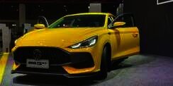 Sedan Coupe MG 5 GT Mejeng di IIMS 2022, Cek Harganya