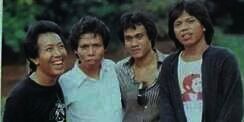 9 Potret Kondisi Makam Nunu Warkop DKI yang Jarang Disorot, Ditumpuk dengan Kuburan Lain!