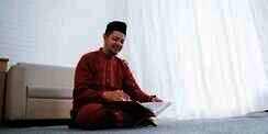 Isi Kandungan Surat Al Hujurat dan Manfaatnya Dalam Hubungan Sosial Antar Manusia