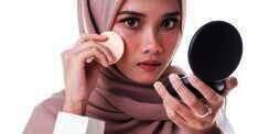 Hindari 4 Hal Biar Makeup Tak Membuat Wajah Tampak Tua