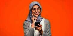 Baca Ucapan Salam di WhatsApp Grup, Berdosakah Bila Tak Ikut Menjawab?