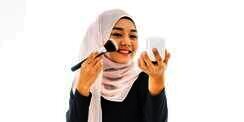 Tips Memakai Blush dan Kontur untuk Wajah Wanita Asia