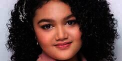 Makeup Lembut Amora, Auranya Seperti Diva Cilik