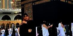 2 Tahun Bergulat Kawal Keuangan, Sri Mulyani Recharge Spiritual dengan Ibadah Umrah