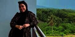 Masih Ingat Mumuk Gomez? Begini Kabarnya Usai Menikahi Juragan Bakso!