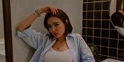 Pose di Dalam Mobil, Salah Satu Bagian Tubuh Wika Salim Bikin Salfok