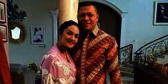 Jarang Terekspos, Begini  Wajah Tampan Putra Sulung Raul Lemos