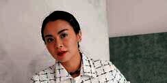 Bak Artis Korea, Intip 3 Gaya Makeup Flawless Andra Alodita