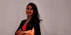 Geger Penampilan Soraya Rasyid Berpose Bareng `Kembaran` Raffi Ahmad