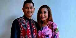 Masih Ingat Emma Waroka yang Menikah dengan Brondong? Dulu Sempat Heboh, Begini Nasibnya Sekarang!