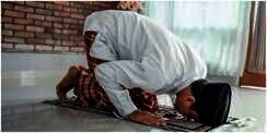 Sujud Tilawah Dilakukan Sebanyak Satu Kali, Pahami Tata Cara dan Bacaannya yang Baik & Benar