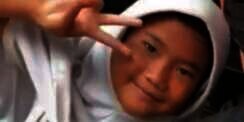 Demi Bantu Orangtua, Gadis Cilik Ini Rela Berjualan Donat Setelah Pulang Sekolah