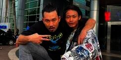 Bukan Lagi di Trotoar, Bonge Pindah Tongkrongan ke Kafe, Sekarang Bestie-nya Artis Kondang