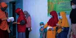 Doa Menyantuni Anak Yatim 10 Muharram, Keutamaannya Setara dengan Jihad