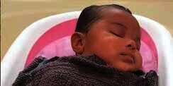 Video Spa Bayi Rumahan, Bikin Si Kecil Tidur Nyenyak