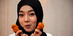 Memang Terasa Lezat dan Praktis, tapi Kenali Bahaya Santap Makanan Cepat Saji Berlebihan